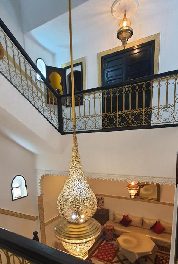 Quarya Assiyahia - Riad Camilia- Maison Entiere Avec Piscine มาร์ราเกช ภายนอก รูปภาพ