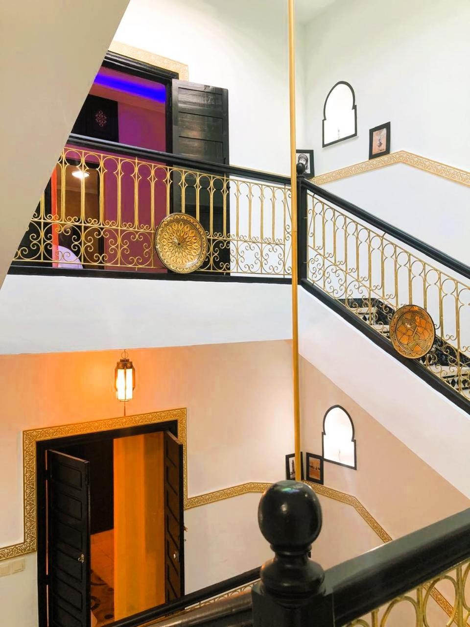 Quarya Assiyahia - Riad Camilia- Maison Entiere Avec Piscine มาร์ราเกช ภายนอก รูปภาพ